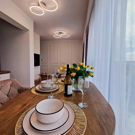 Olszynki Park Prestige * رشيشوف