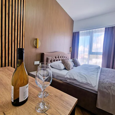 Olszynki Park Prestige شقة